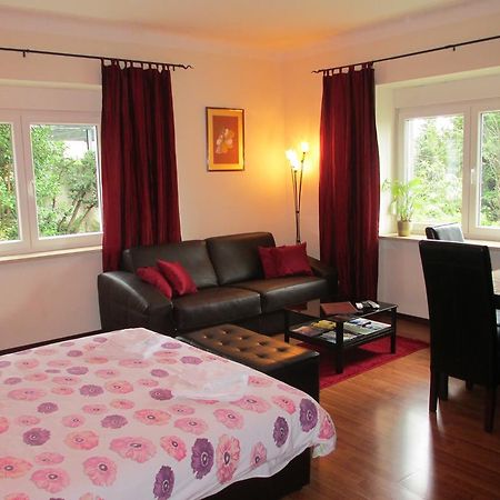 Apartment Villa Edmea Rijeka Bagian luar foto